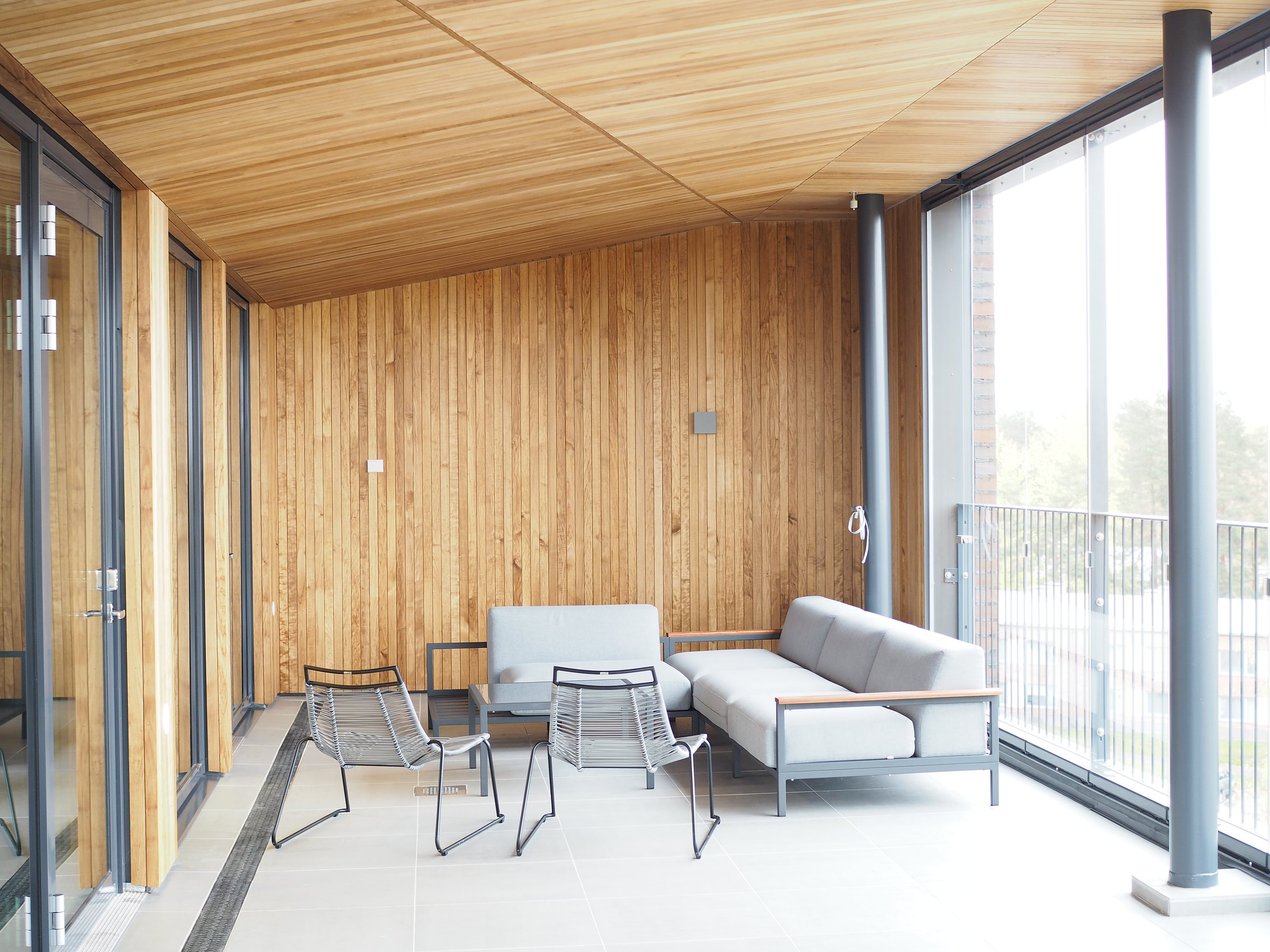 Elli representation spaces